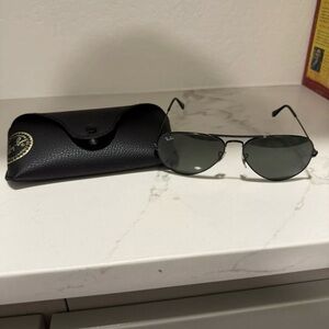 Ray ban aviators